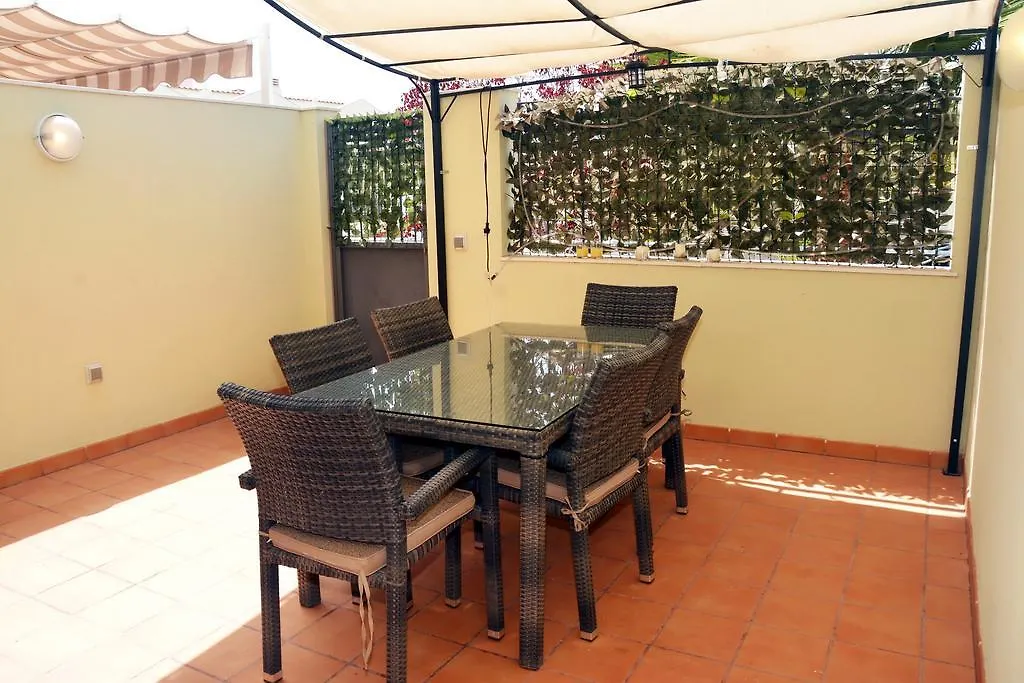 Oasis Fanabe I Apartment Adeje  İspanya